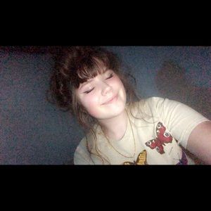 Meet your Posher, Abigail